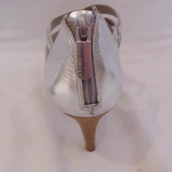 DKNY "Ellen" Silver Strappy Back Entry Heel- Sz. 8.5 - Picture 5 of 6